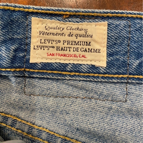 Levi’s Ribcage Jean Shorts Size 24 - Picture 8 of 8